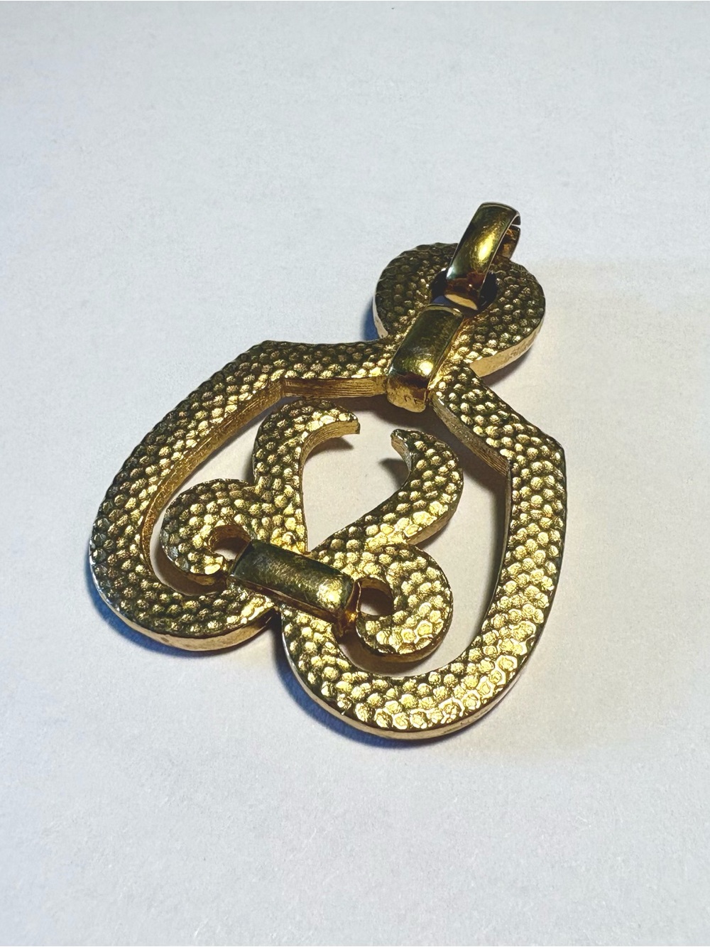 Dior Textured Gold Fleur Motif Pendant Necklace - Picture 4 of 4